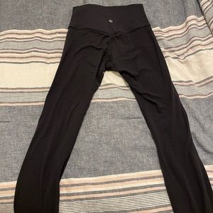 Selling because I don’t wear them any more, I wear my wunder under trains more.